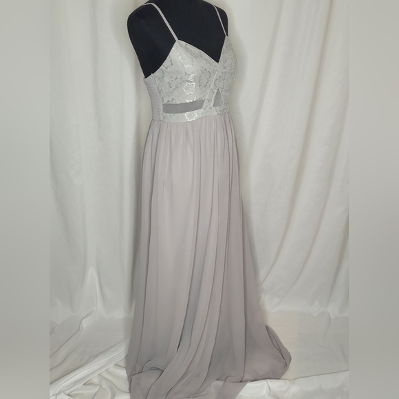 Maniju Gray V-Neck Lace Top Spaghetti Straps Floor Length Chiffon Skirt - Size L - Picture 3 of 12